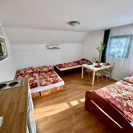 Aparthotel Bamboo - Sturovo